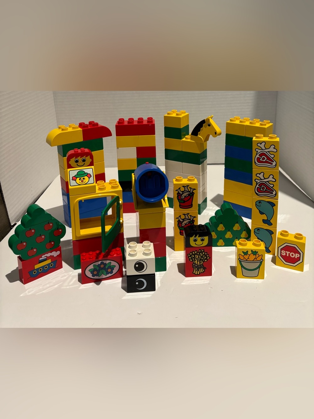 Vintage LEGO DUPLO Printed Brick Lot 43 Pieces Door Horse Tree Food Camera